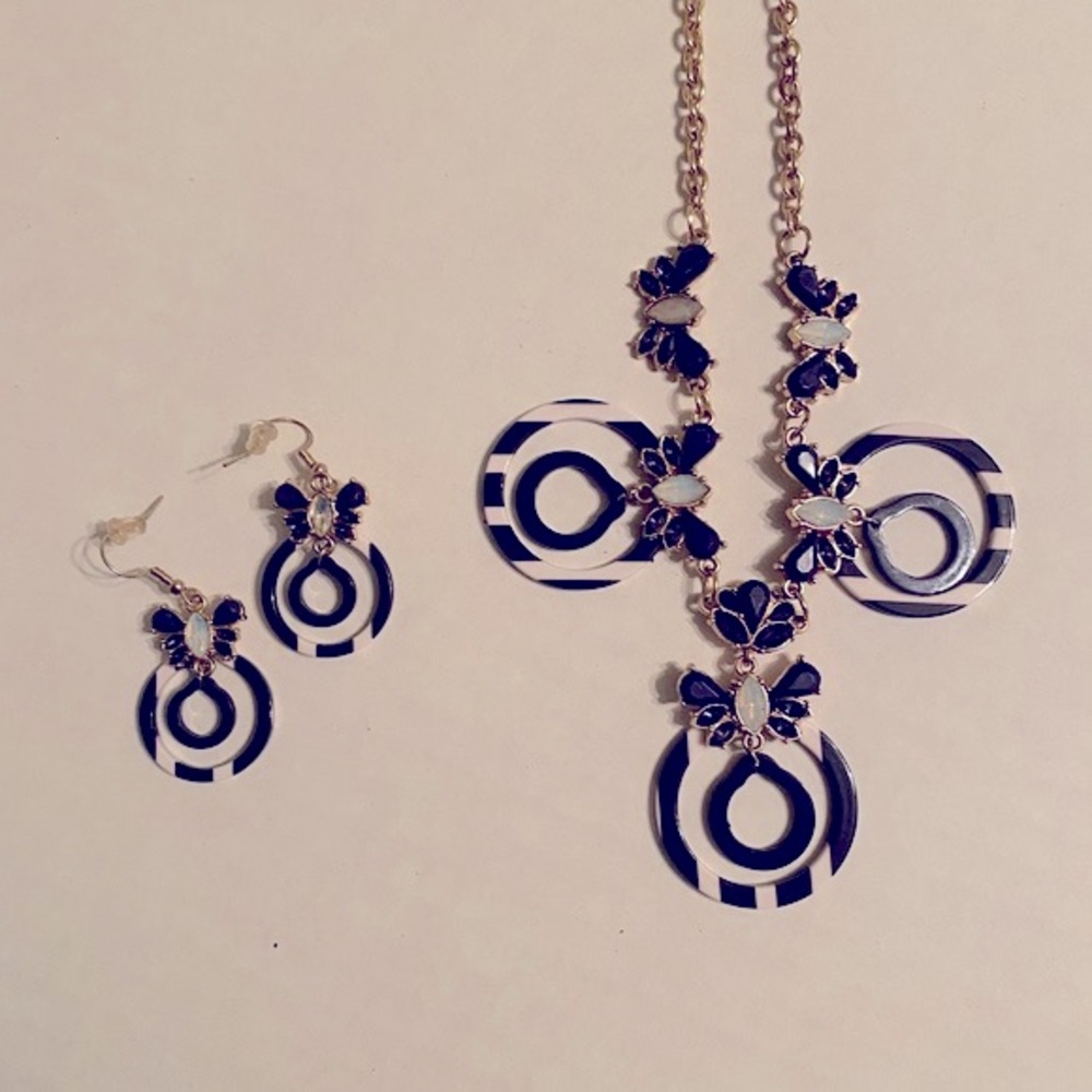 Butterfly Stripe Necklace Earrings Set